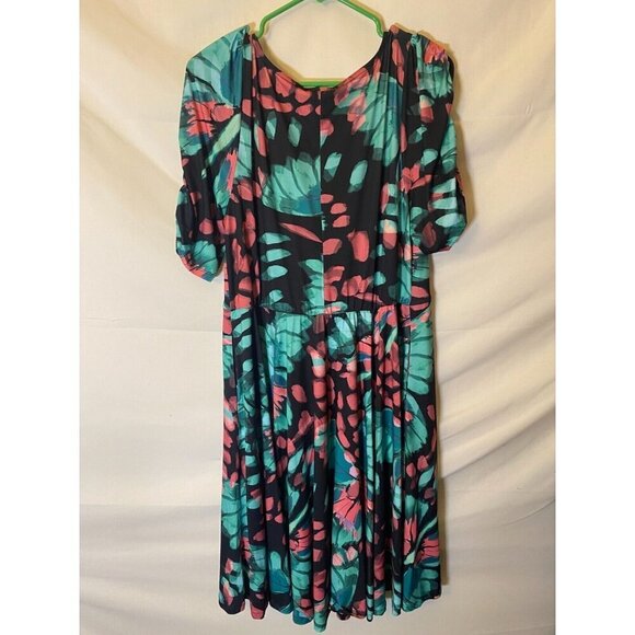 Torrid Romantic Womens Plus Size Dress 1 1X Vneck Floral Midi vneck butterfly - Picture 6 of 6